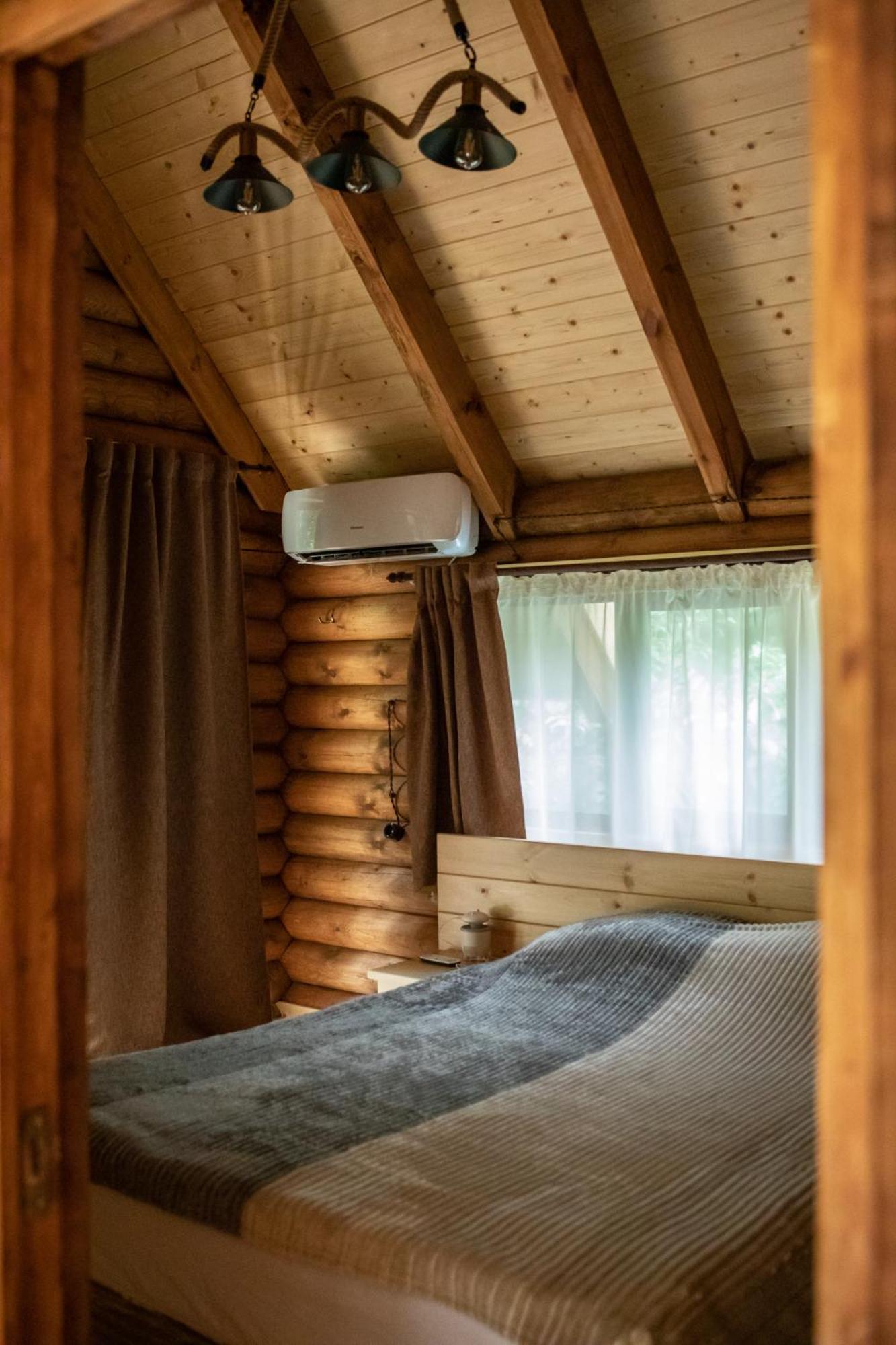Getahovit Resort Иджеван Стая снимка